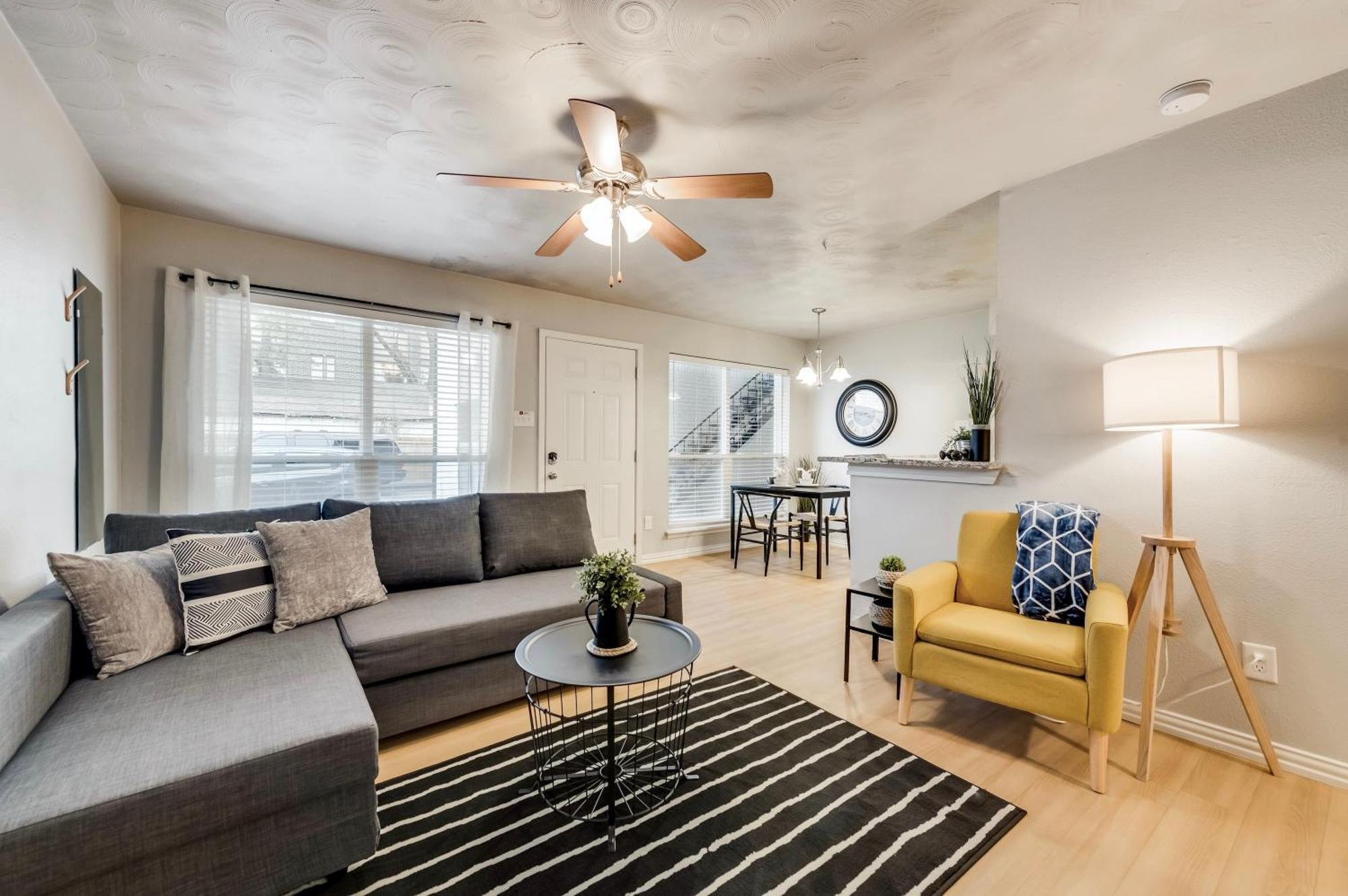Insta-Worthy Flat And Arboretum Tickets Included Dallas Exterior photo